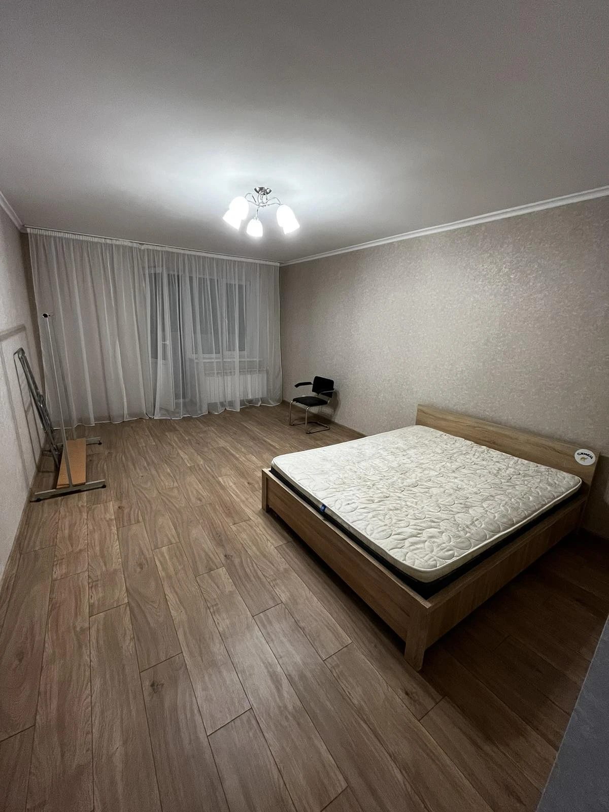 Apartment for rent 1 room, 57 m², 11th fl./16 floors. 6, Boryspilska 6, Kyiv. 