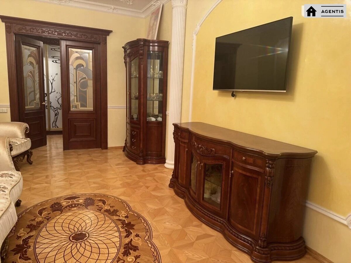 Apartment for rent 3 rooms, 113 m², 5th fl./19 floors. 30, Nauky 30, Kyiv. 