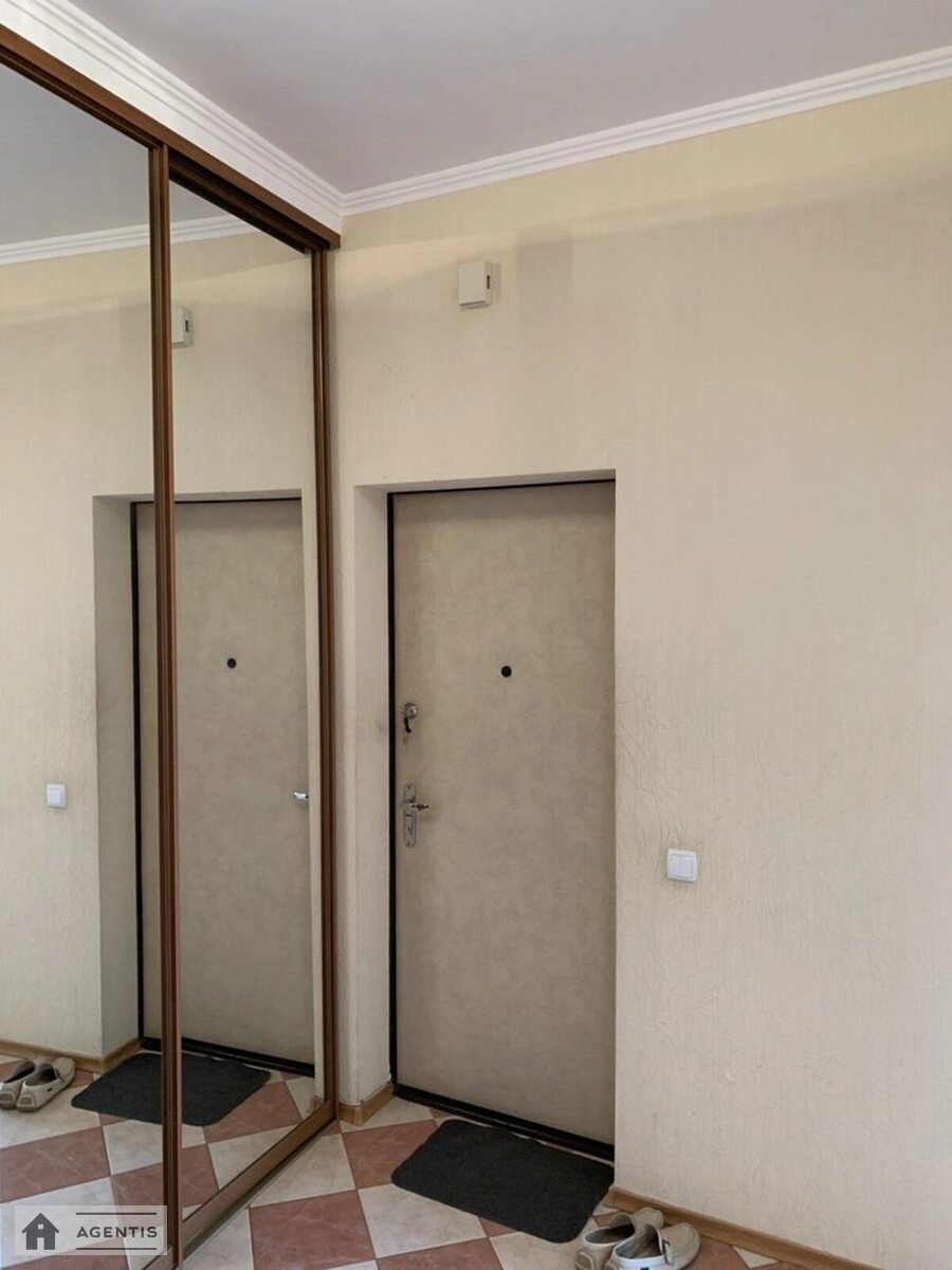 Здам квартиру 1 кімната, 55 m², 21 пов./25 поверхів. Дмитрівська, Київ. 