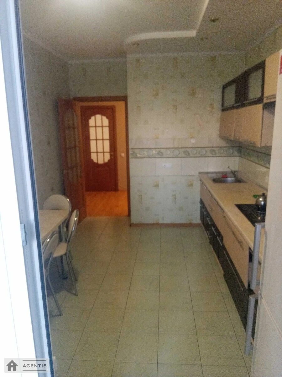 Здам квартиру 1 кімната, 61 m², 5 пов./27 поверхів. Солом’янський район, Київ. 