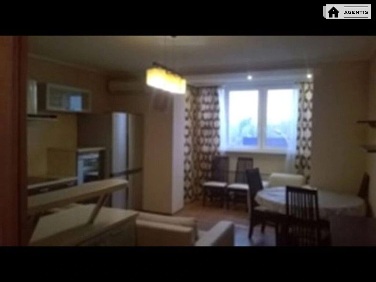 Apartment for rent 2 rooms, 72 m², 4th fl./25 floors. 9, Zdolbunivska 9, Kyiv. 