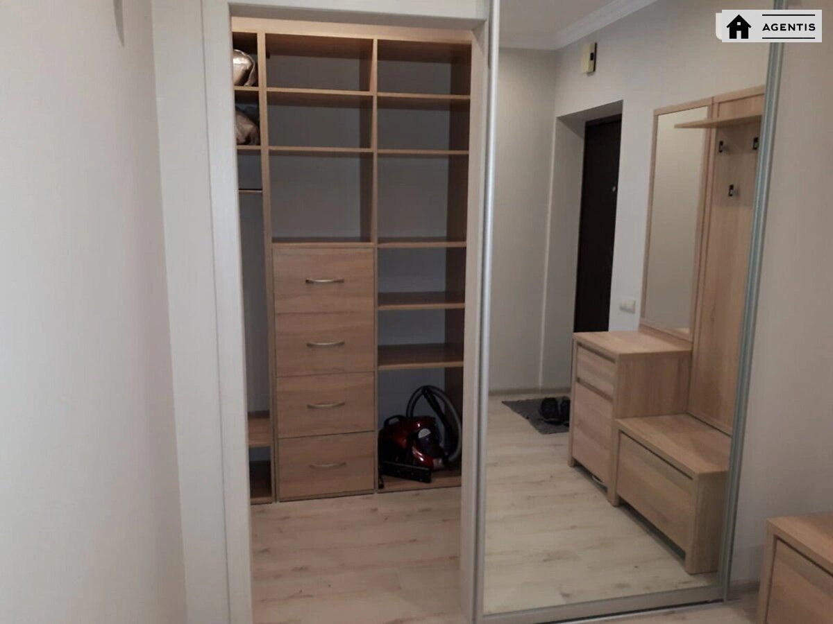 Здам квартиру 1 кімната, 50 m², 18 пов./26 поверхів. 95, Голосіївський 95, Київ. 