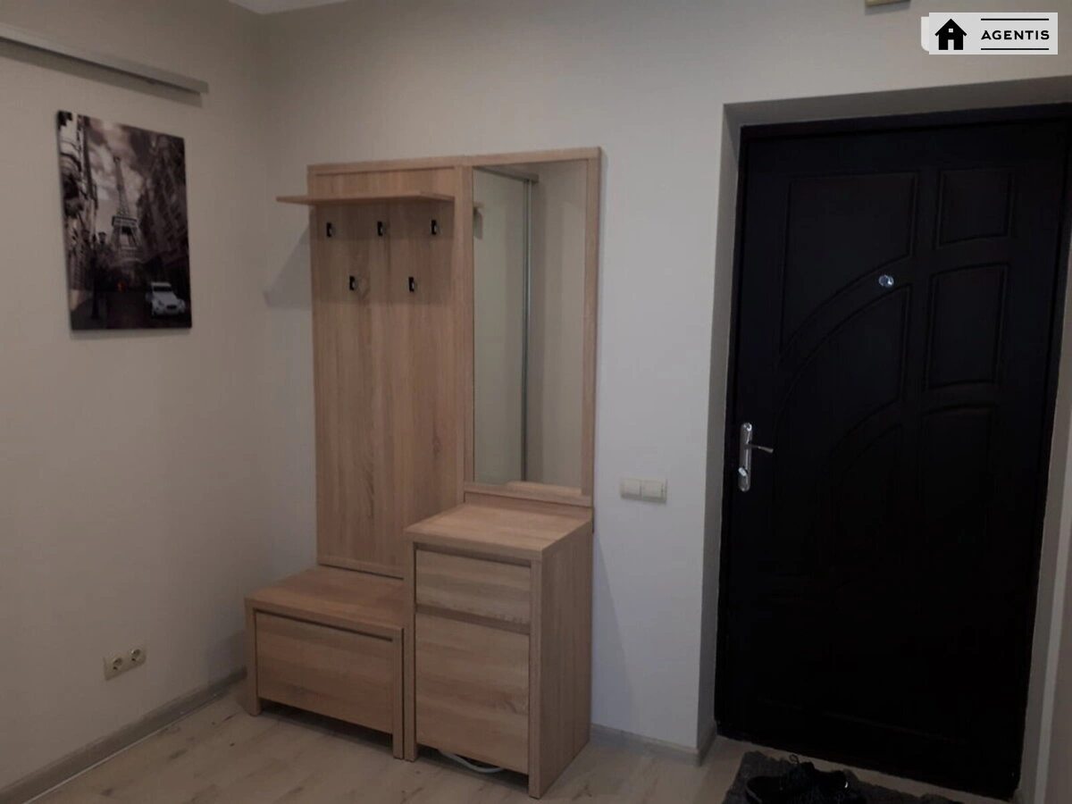 Сдам квартиру 1 комната, 50 m², 18 эт./26 этажей. 95, Голосеевский 95, Киев. 