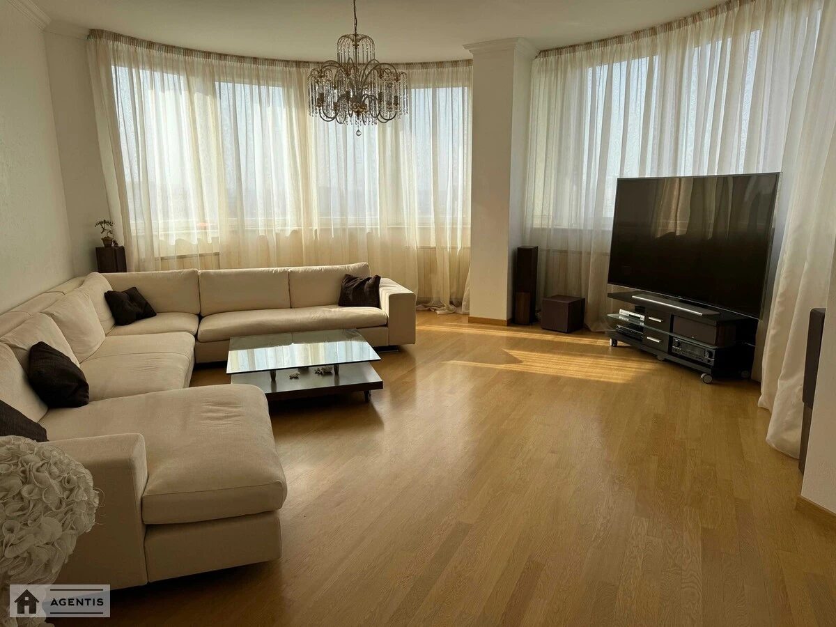 Apartment for rent 4 rooms, 162 m², 17th fl./25 floors. Obolonskyy rayon, Kyiv. 