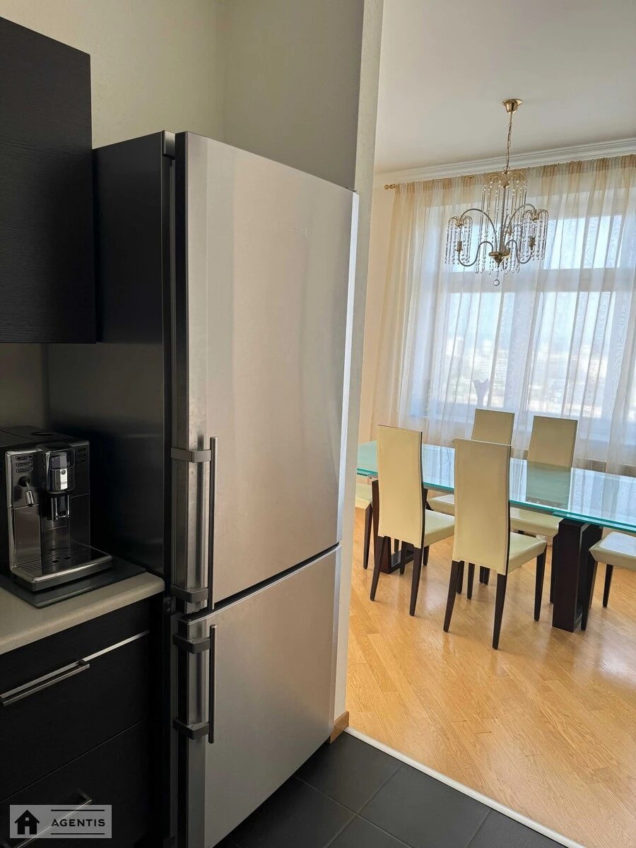 Apartment for rent 4 rooms, 162 m², 17th fl./25 floors. Obolonskyy rayon, Kyiv. 