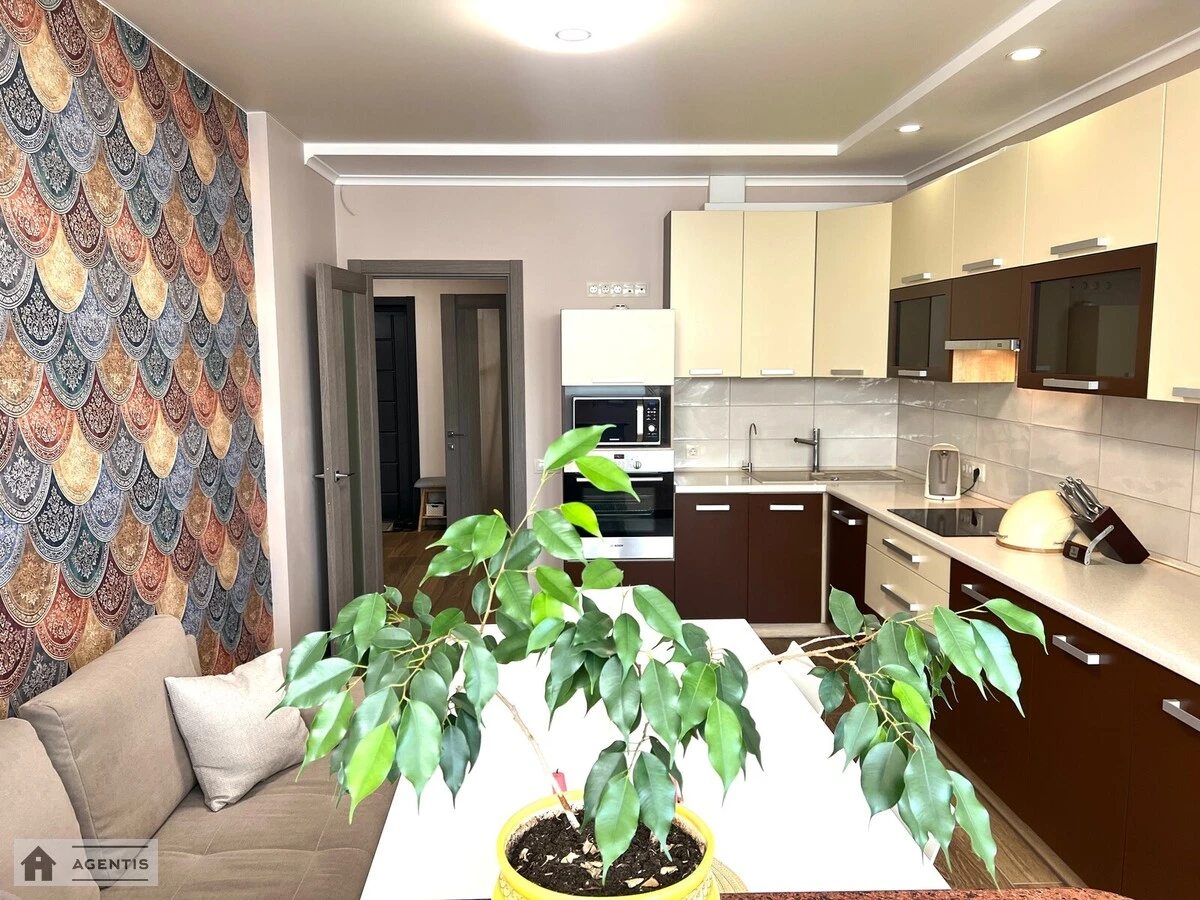 Сдам квартиру 1 комната, 58 m², 5 эт./24 этажа. 3, Михайла Максимовича вул. (Онуфрія Трутенка), Киев. 