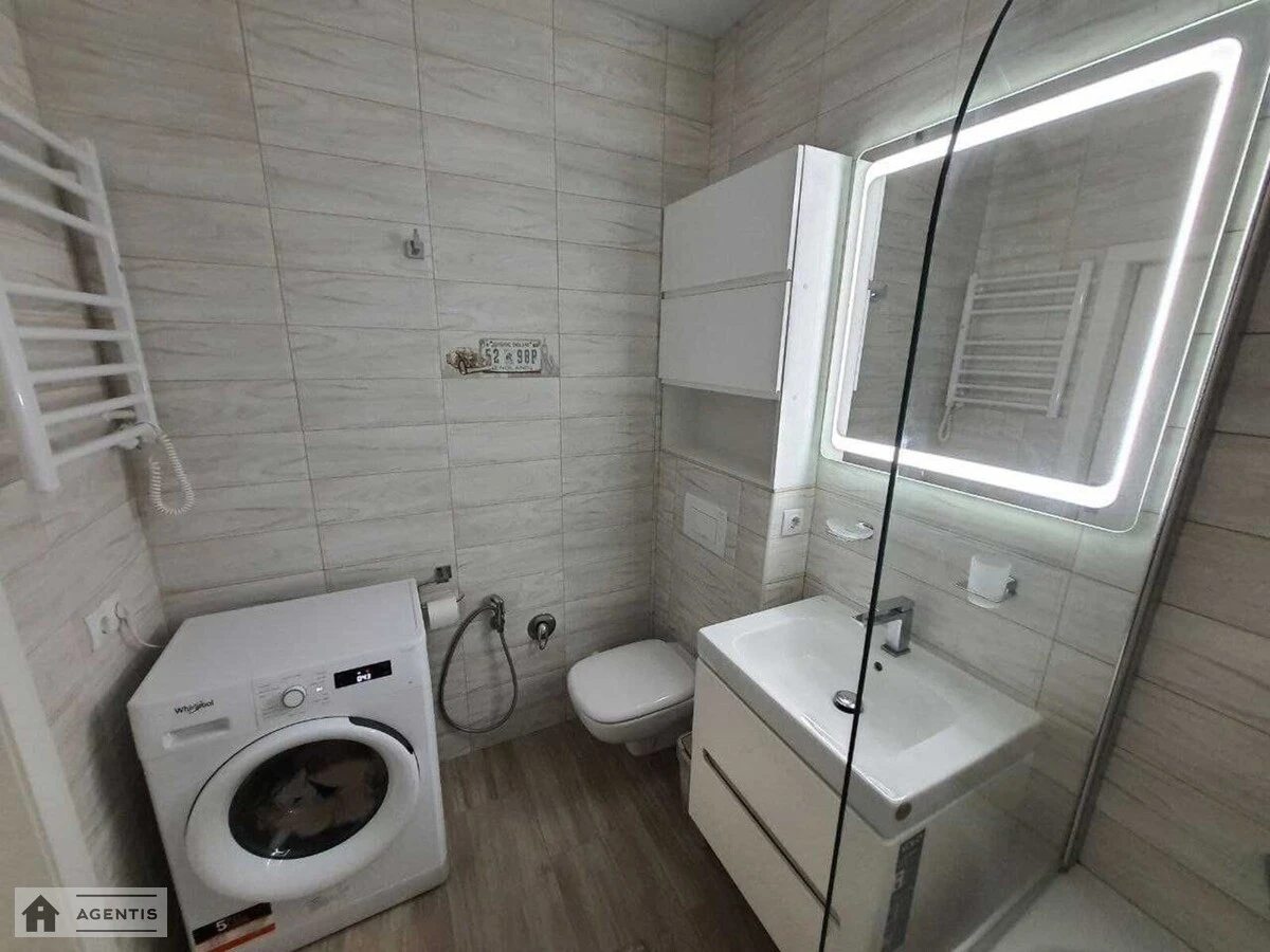 Здам квартиру 1 кімната, 42 m², 5 пов./10 поверхів. Приміська , Новоселки. 