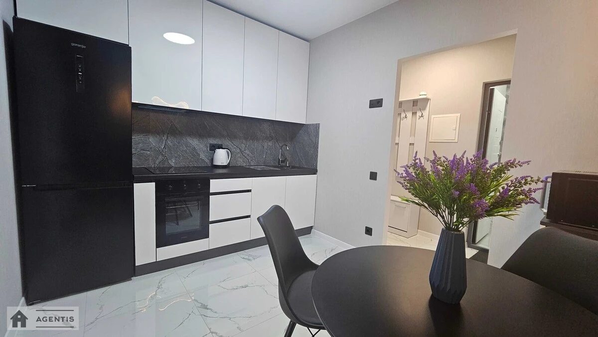 Сдам квартиру 1 комната, 42 m², 14 эт./24 этажа. 5, Самійла Кішки вул. (Маршала Конєва), Киев. 