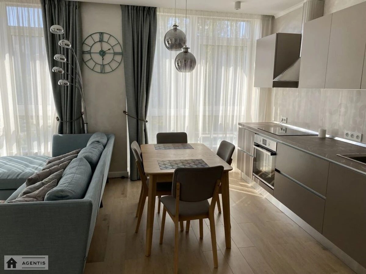 Apartment for rent 3 rooms, 83 m², 3rd fl./19 floors. 40, Predslavynska 40, Kyiv. 