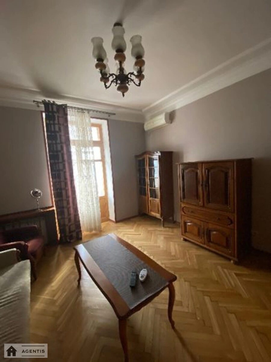 Apartment for rent 2 rooms, 54 m², 5th fl./5 floors. 20, Panasa Myrnoho vul., Kyiv. 