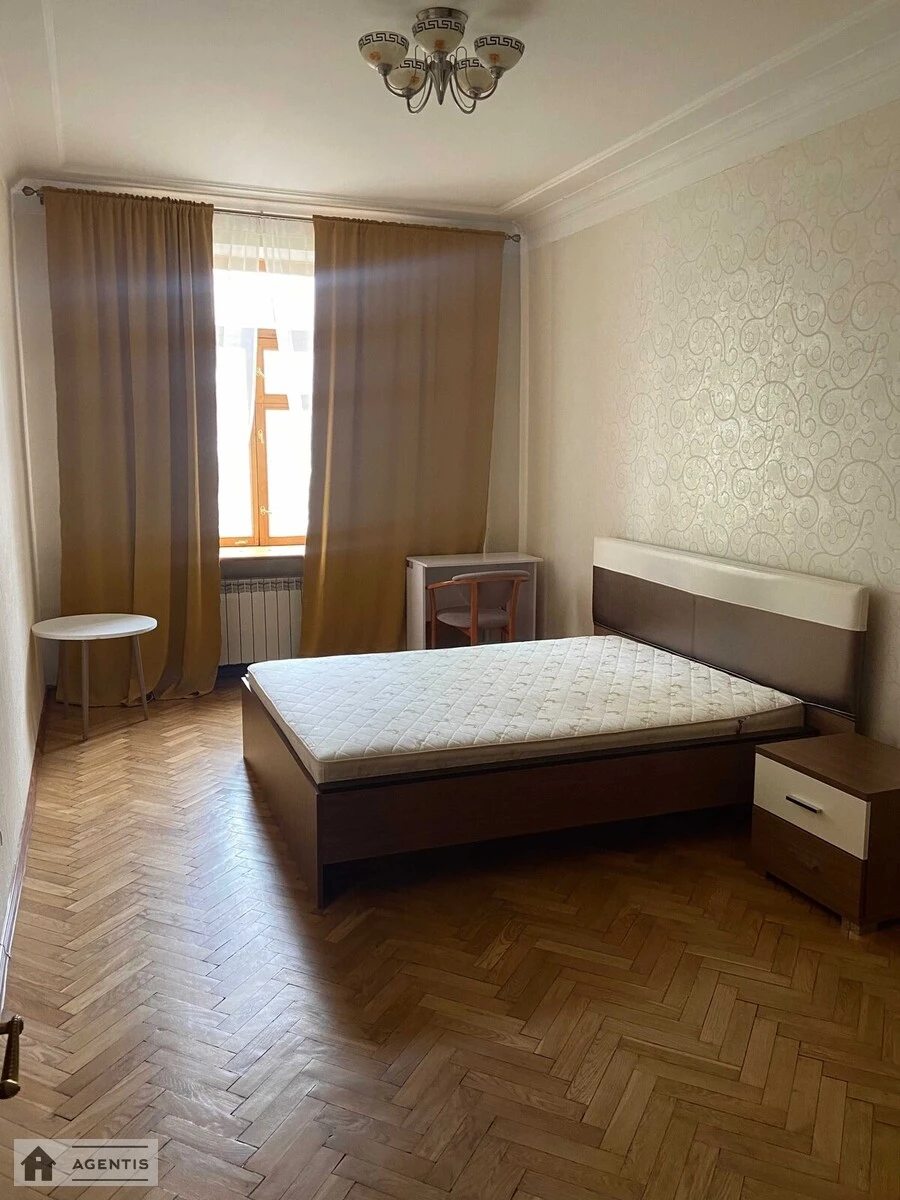 Сдам квартиру 2 комнаты, 54 m², 5 эт./5 этажей. 20, Панаса Мирного вул., Киев. 