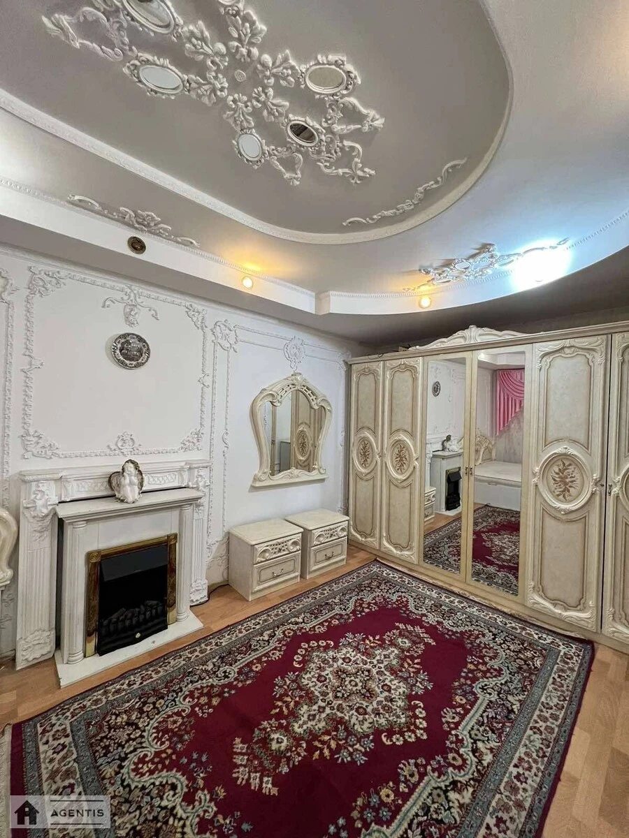 Сдам квартиру 1 комната, 45 m², 7 эт./16 этажей. 21, Машиностроительная 21, Киев. 