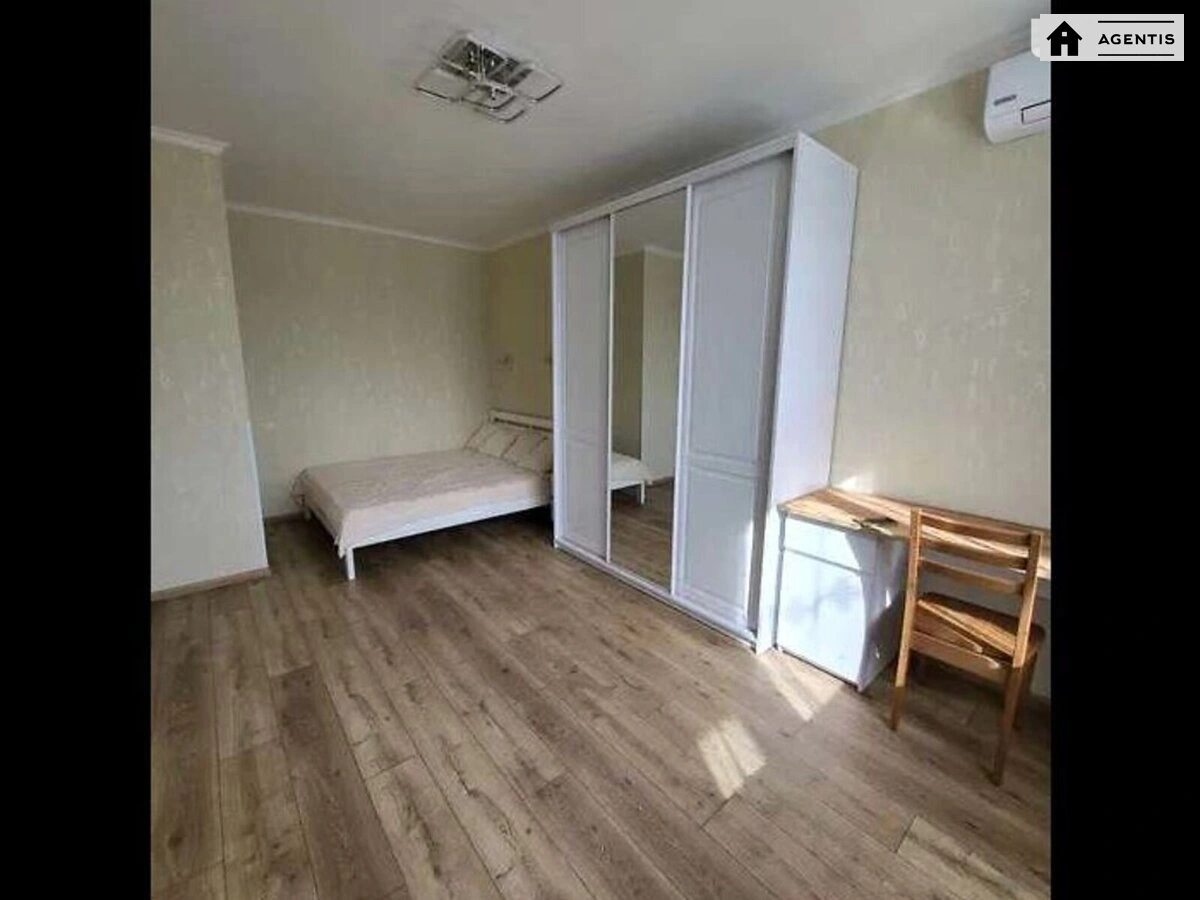 Сдам квартиру 1 комната, 39 m², 9 эт./16 этажей. 14, Архітектора Вербицького вул., Киев. 