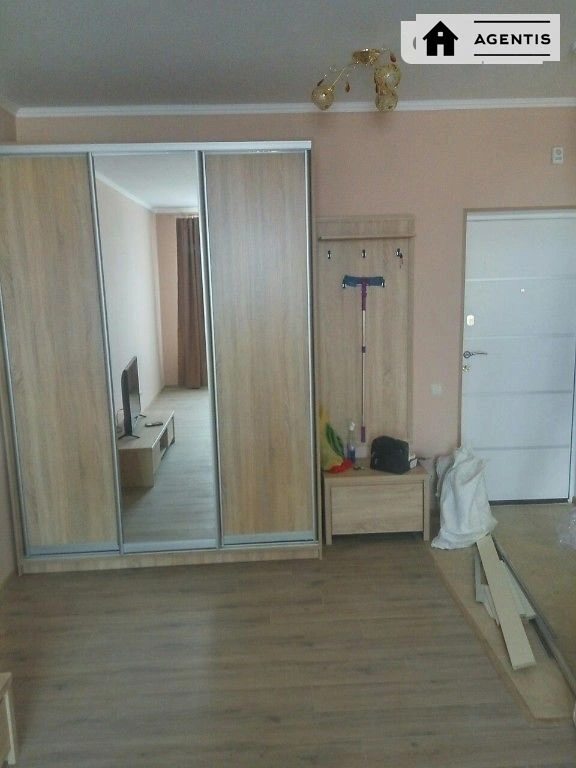 Apartment for rent 1 room, 45 m², 17th fl./26 floors. 20, Solomyanska vul., Kyiv. 