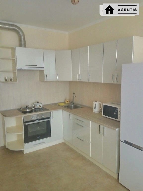 Сдам квартиру 1 комната, 45 m², 17 эт./26 этажей. 20, Соломянська вул., Киев. 