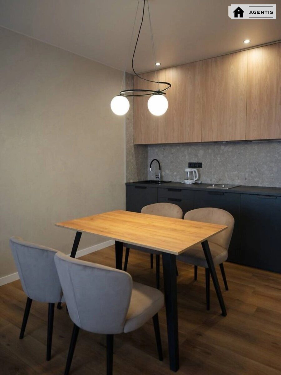 Apartment for rent 2 rooms, 45 m², 12th fl./20 floors. 25, Zolotoustivska 25, Kyiv. 