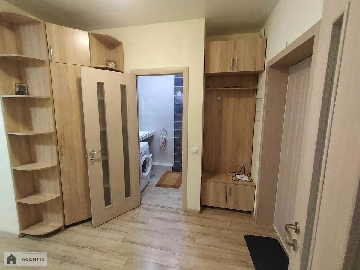 Здам квартиру 2 кімнати, 51 m², 11 пов./25 поверхів. Драгоманова, Київ. 