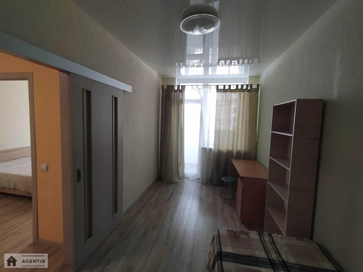 Здам квартиру 2 кімнати, 51 m², 11 пов./25 поверхів. Драгоманова, Київ. 