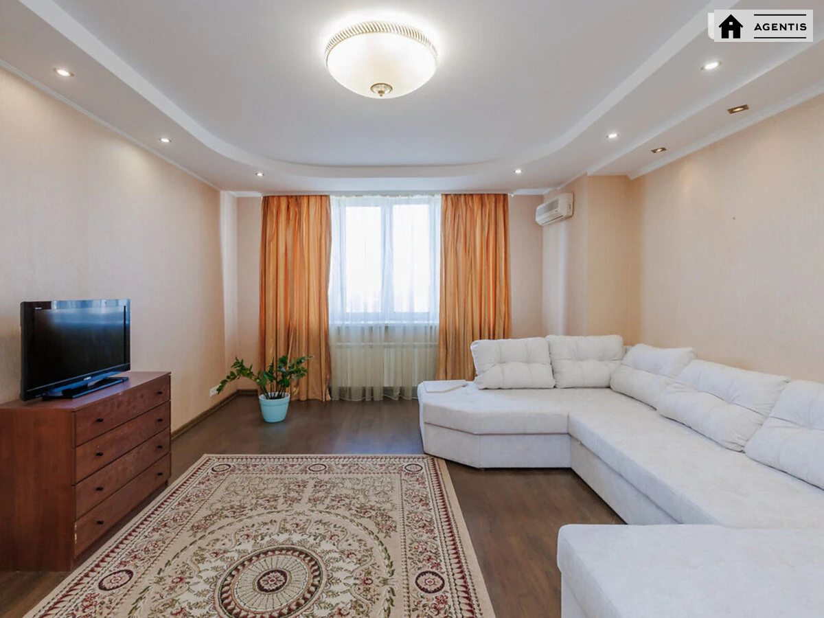 Apartment for rent 3 rooms, 115 m², 26th fl./36 floors. 1, Sribnokilska 1, Kyiv. 