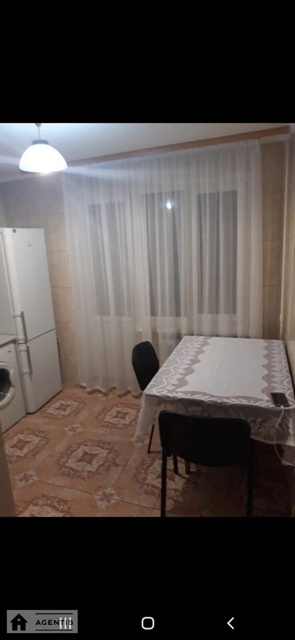 Apartment for rent 2 rooms, 50 m², 5th fl./16 floors. 4, Oleksandra Arkhypenka vul. Mate Zalky, Kyiv. 