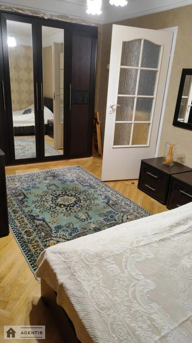 Apartment for rent 3 rooms, 60 m², 6th fl./9 floors. 5, Politehnichna 5, Kyiv. 