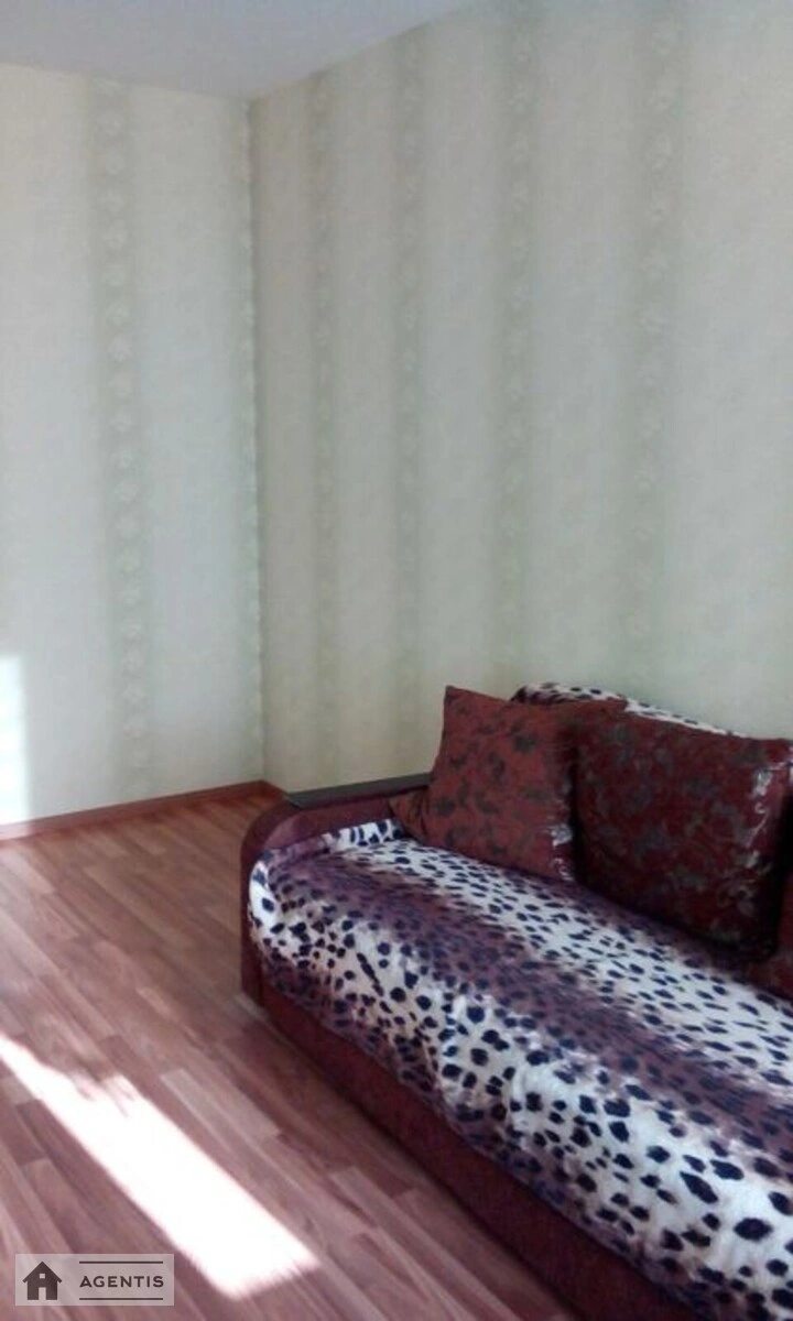 Apartment for rent 1 room, 39 m², 10th fl./25 floors. 6, Volodymyra Naumovycha vul. Antonova-Ovsiyenka, Kyiv. 