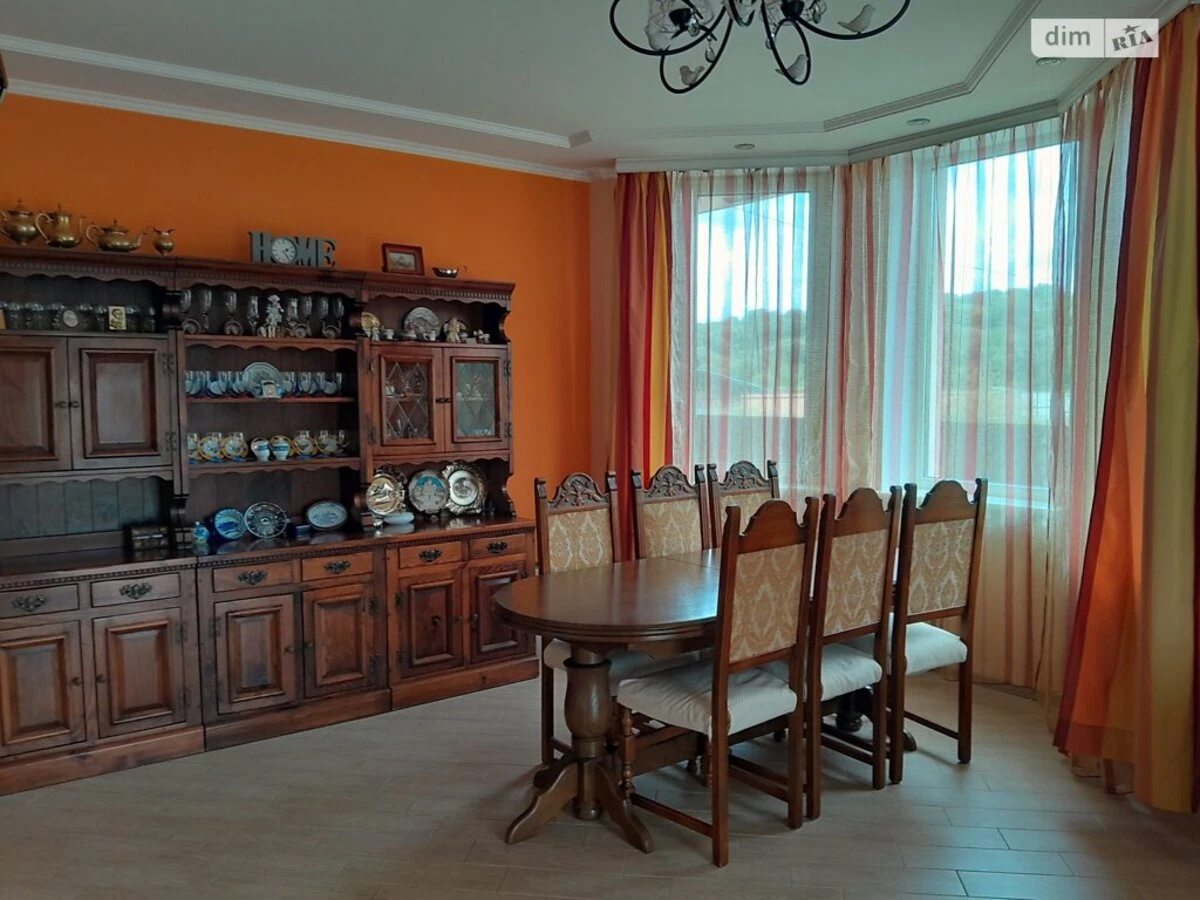 House for sale 222 m², 2 floors. 98, Shkilna , Ostriv. 