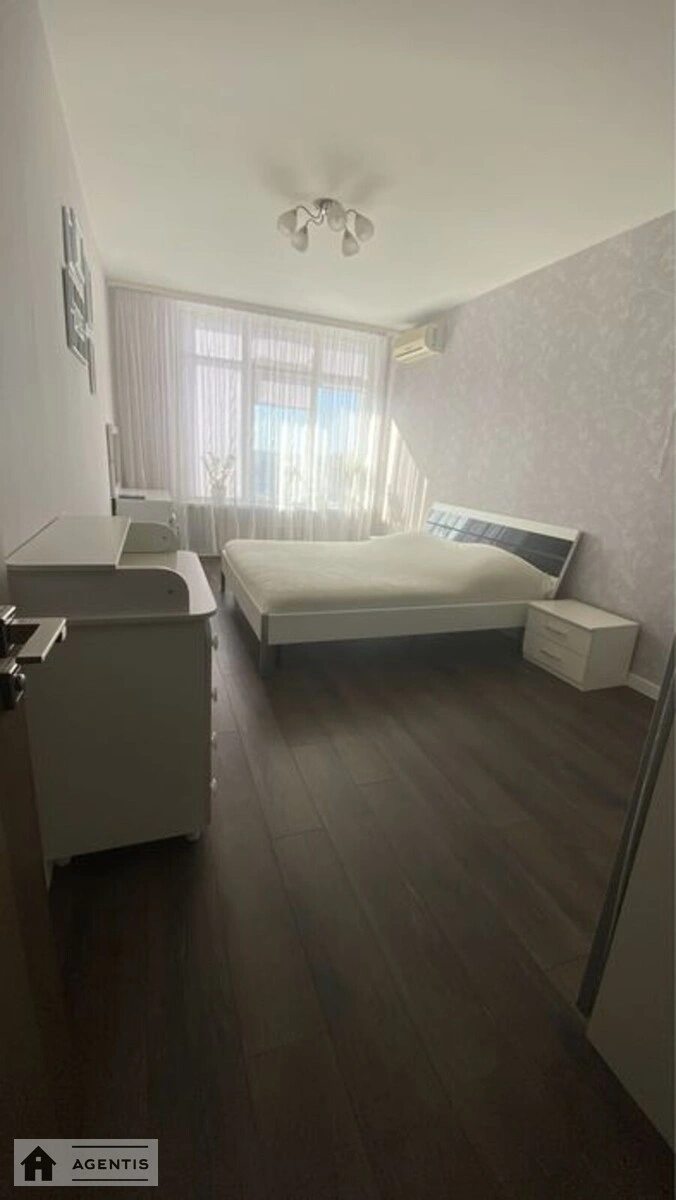 Здам квартиру 2 кімнати, 74 m², 21 пов./25 поверхів. 3, Ованеса Туманяна вул., Київ. 