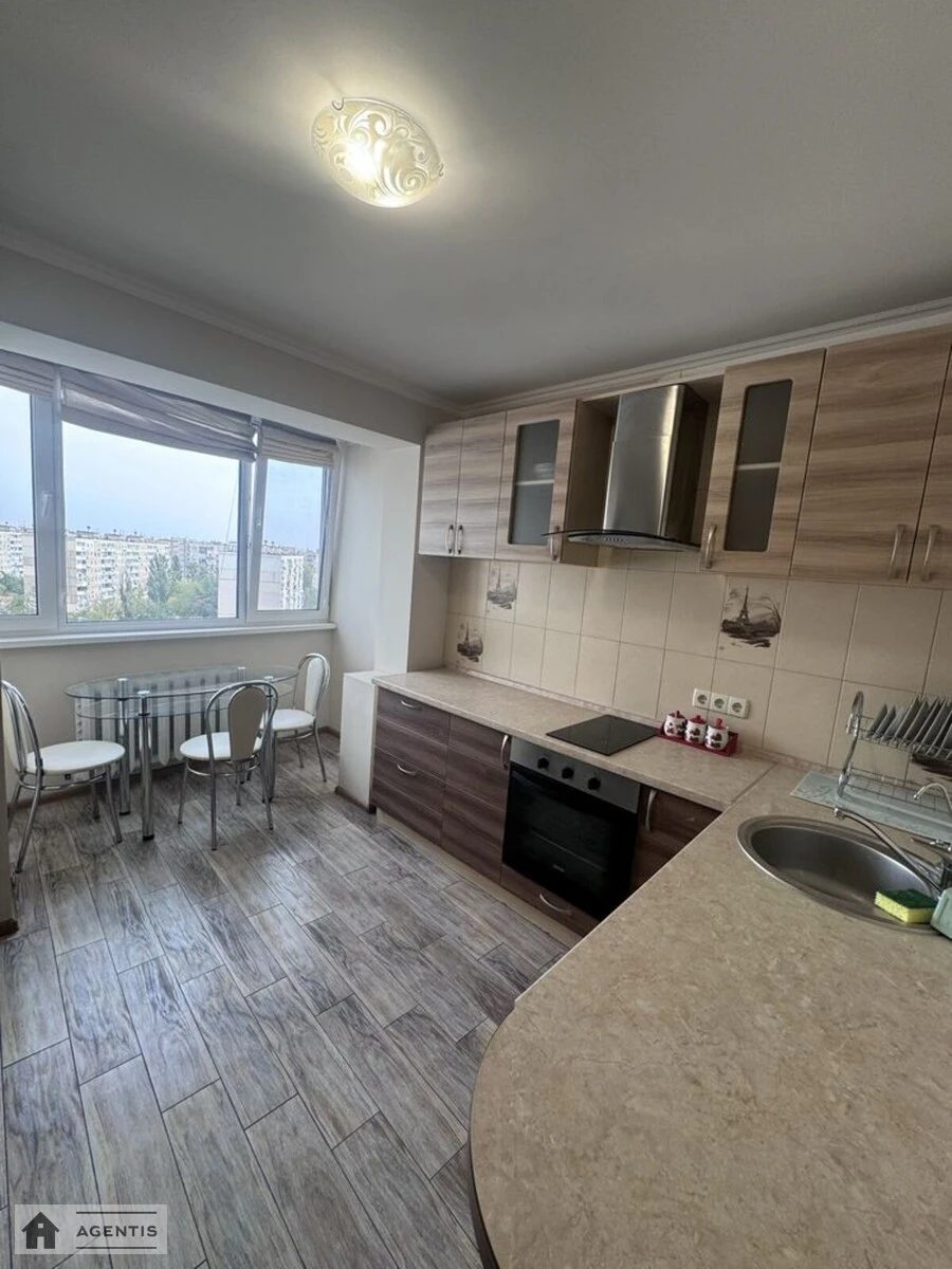 Apartment for rent 1 room, 36 m², 10th fl./16 floors. 35, Volodymyra Ivasyuka prosp. Heroyiv Stalinhrada, Kyiv. 