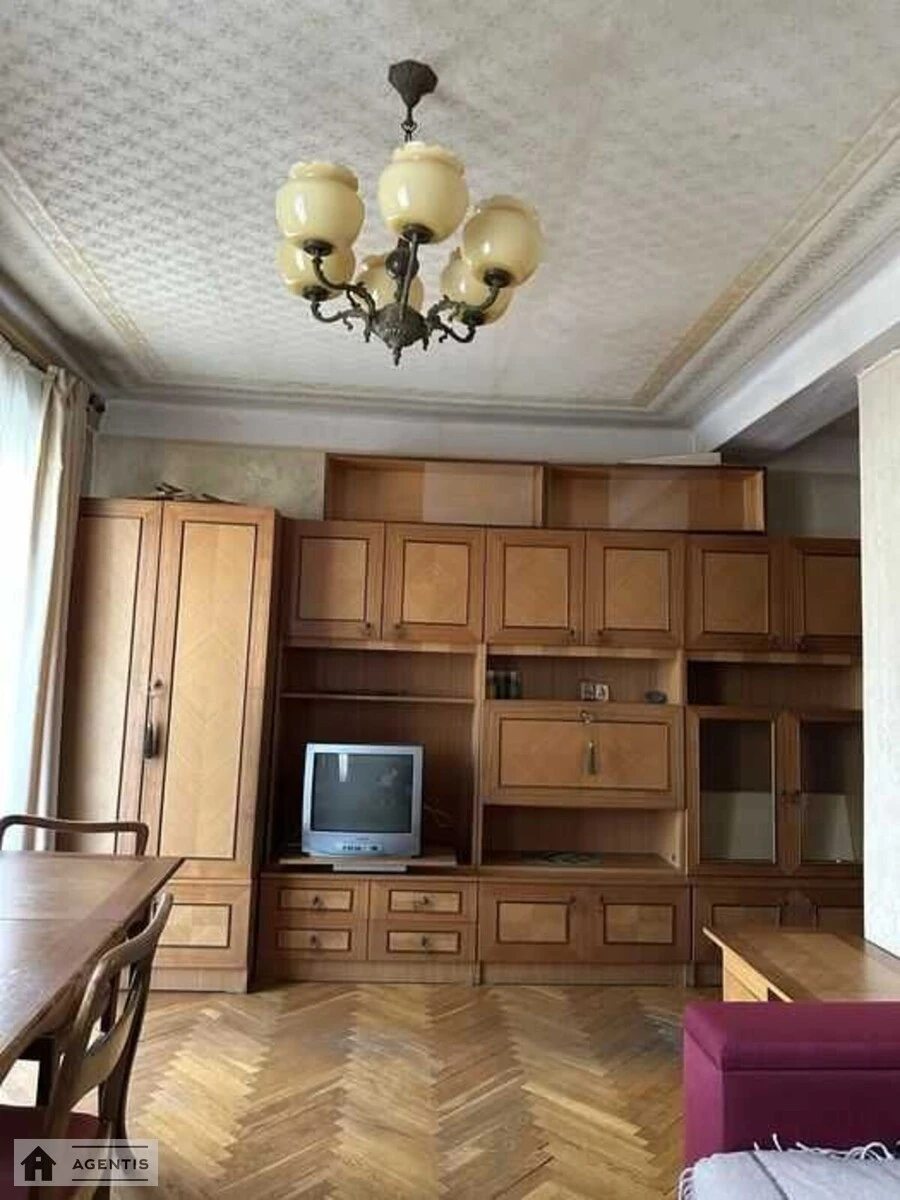 Apartment for rent 2 rooms, 9 m², 3rd fl./3 floors. Desnyanskyy rayon, Kyiv. 