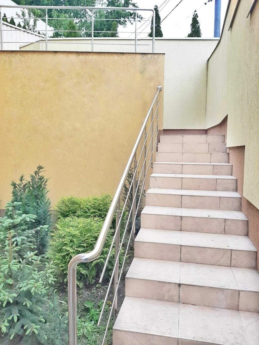 House for sale 190 m², 2 floors. 22, Universytetska 22, Kyiv. 