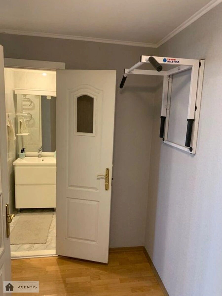 Здам квартиру 1 кімната, 42 m², 20 пов./22 поверхи. Святошинський район, Київ. 