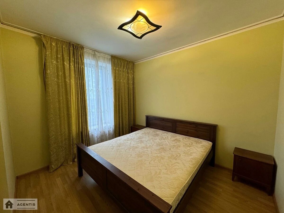 Apartment for rent 2 rooms, 57 m², 18th fl./25 floors. 26, Dniprovs'ka embankment 26, Kyiv. 