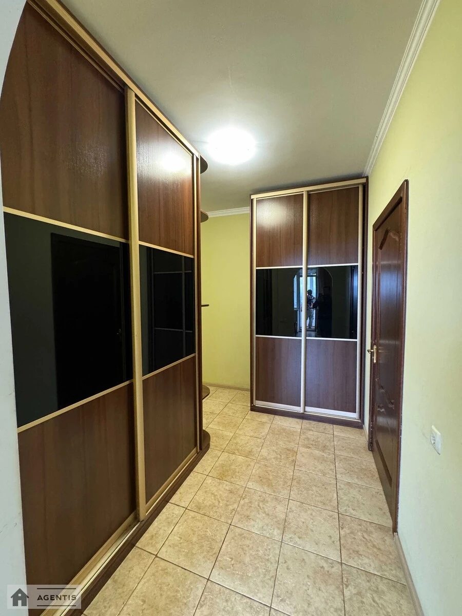 Apartment for rent 2 rooms, 57 m², 18th fl./25 floors. 26, Dniprovs'ka embankment 26, Kyiv. 