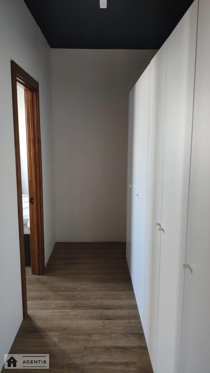 Сдам квартиру 2 комнаты, 67 m², 14 эт./26 этажей. 7, Андрія Аболмасова вул. (Панельна), Киев. 