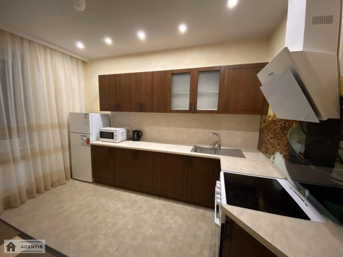 Сдам квартиру 1 комната, 44 m², 6 эт./24 этажа. 2, Михайла Донця вул., Киев. 