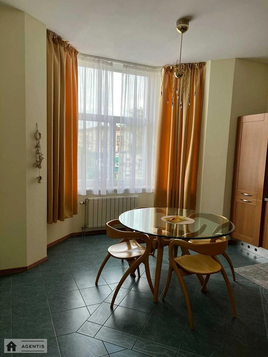 Apartment for rent 3 rooms, 122 m², 4th fl./8 floors. 2, Lysenka 2, Kyiv. 