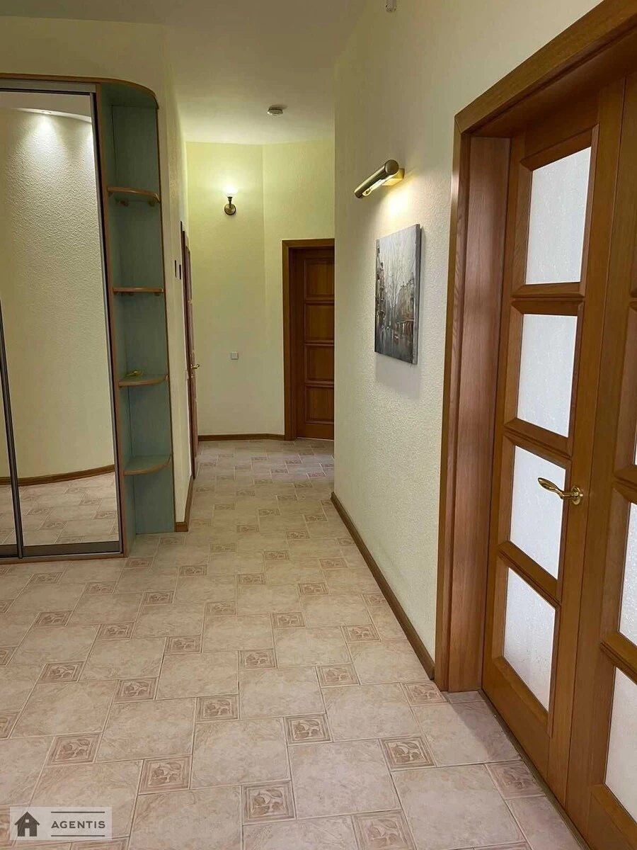 Apartment for rent 3 rooms, 122 m², 4th fl./8 floors. 2, Lysenka 2, Kyiv. 