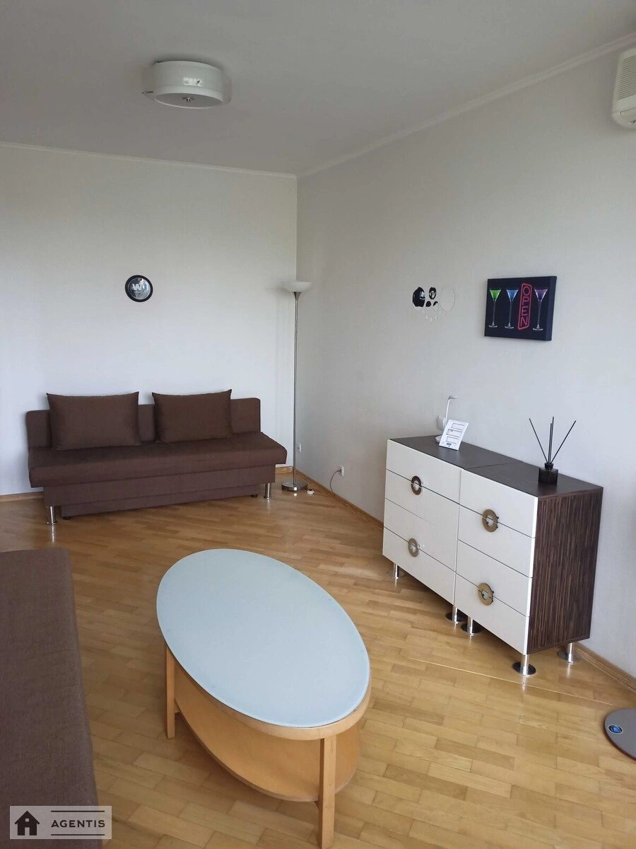 Apartment for rent 2 rooms, 67 m², 6th fl./9 floors. 33, Hetmana Pavla Skoropadskoho vul. Lva Tolstoho, Kyiv. 