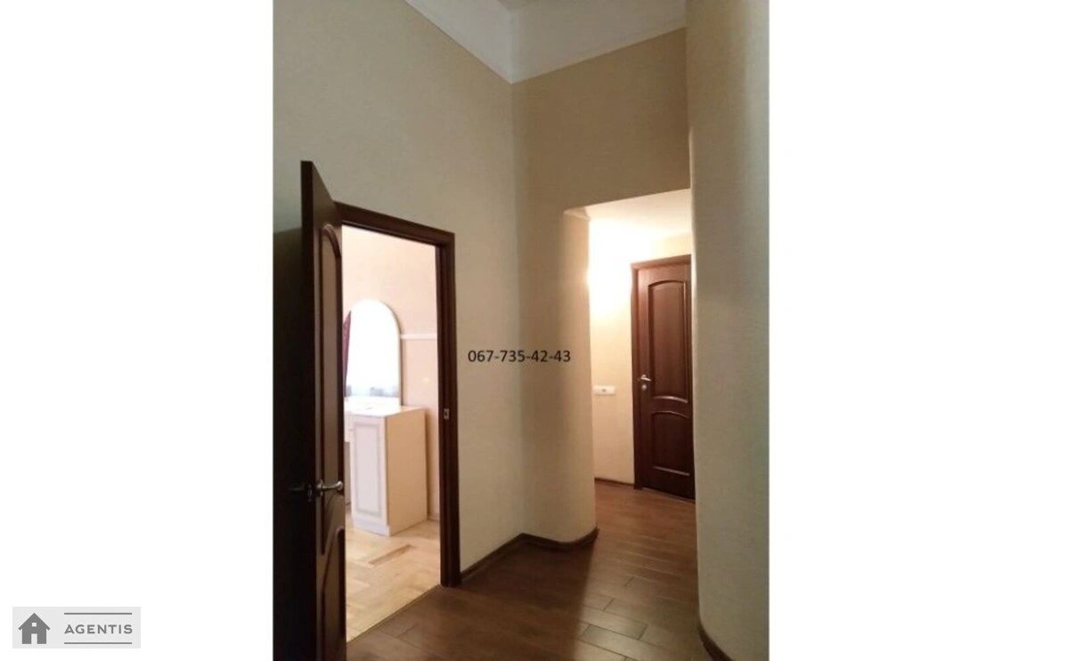 Apartment for rent 2 rooms, 72 m², 6th fl./6 floors. Beresteyskyy prosp. Peremohy, Kyiv. 