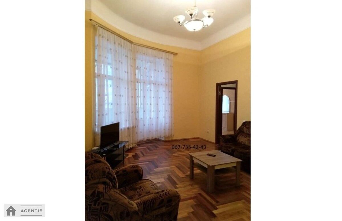 Apartment for rent 2 rooms, 72 m², 6th fl./6 floors. Beresteyskyy prosp. Peremohy, Kyiv. 