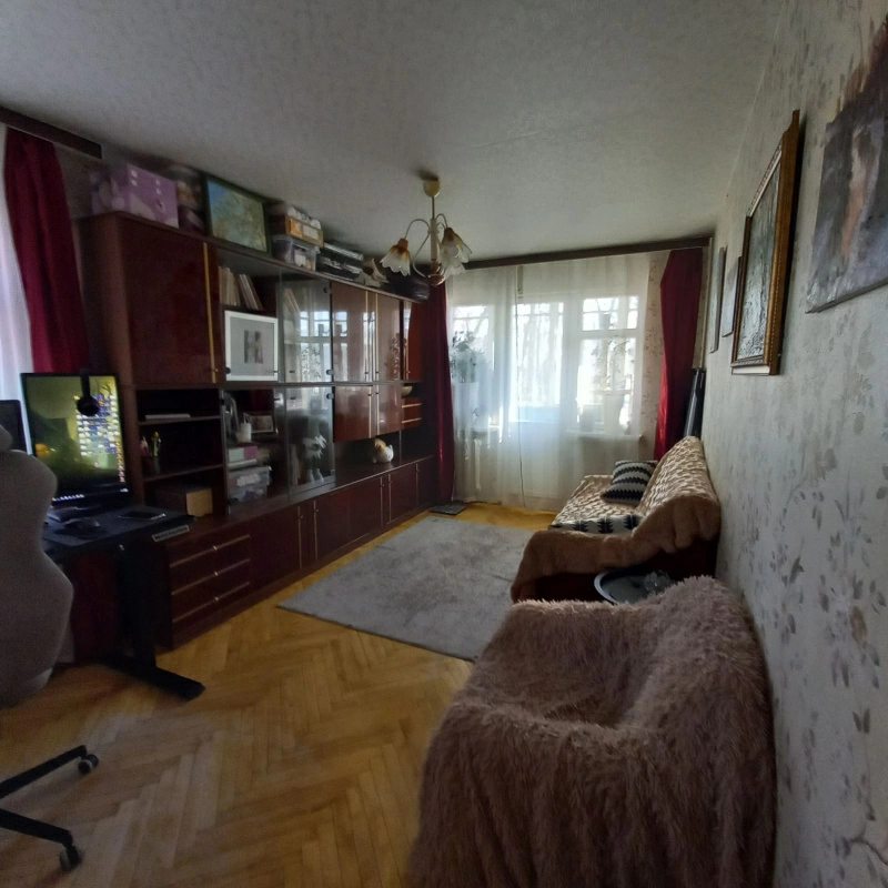 Продаж квартири. 2 rooms, 50 m², 2nd floor/9 floors. 5, Героїв Космосу 5, Київ. 