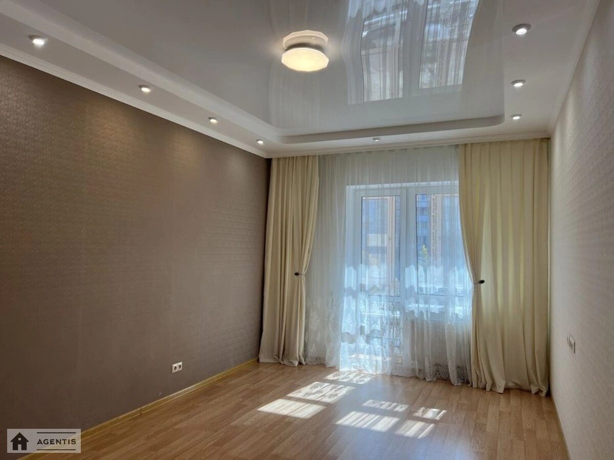 Apartment for rent 2 rooms, 75 m², 2nd fl./9 floors. 8, Akademika Yefremova vul. Komandarma Uborevycha, Kyiv. 