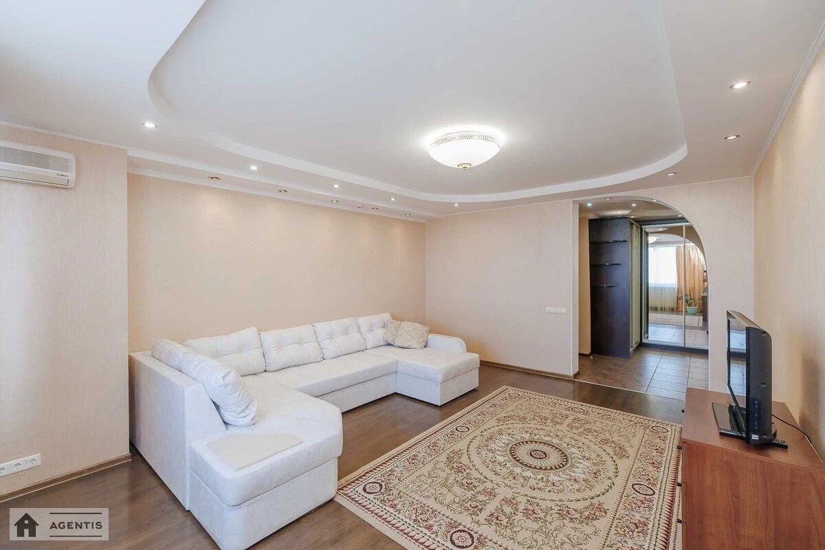 Apartment for rent 3 rooms, 115 m², 26th fl./27 floors. 1, Sribnokilska 1, Kyiv. 