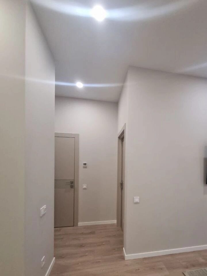 Сдам квартиру 1 комната, 46 m², 19 эт./24 этажа. 7, Джона Маккейна вул. (Івана Кудрі), Киев. 