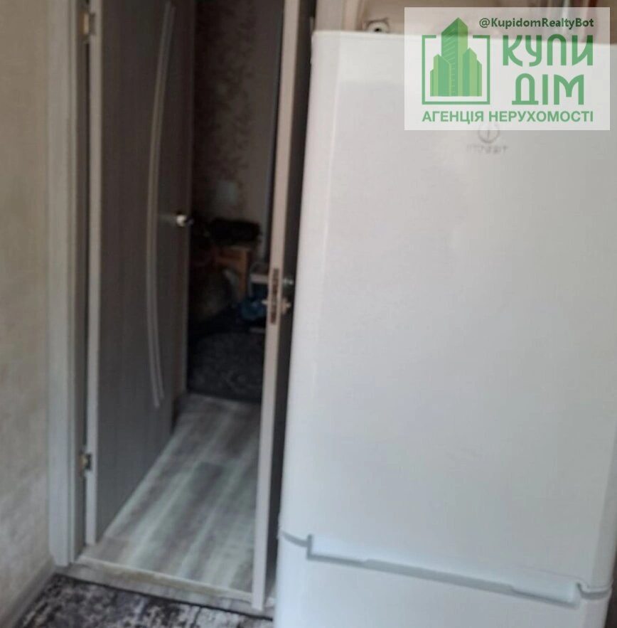 Apartments for sale 1 room, 36 m², 2nd fl./5 floors. Фортечний (кіровський), Kropyvnytskyy. 