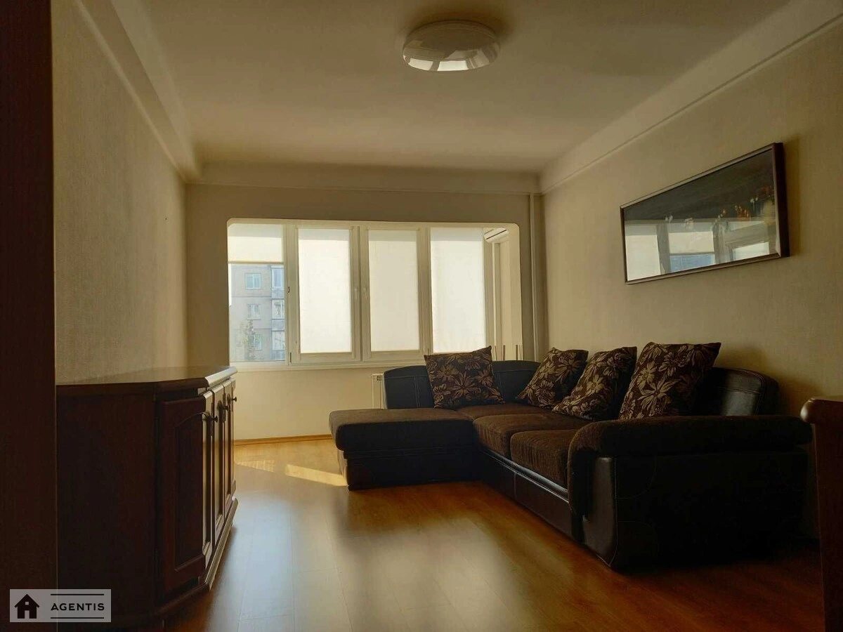 Apartment for rent 2 rooms, 56 m², 7th fl./9 floors. 45, Entuziastiv 45, Kyiv. 