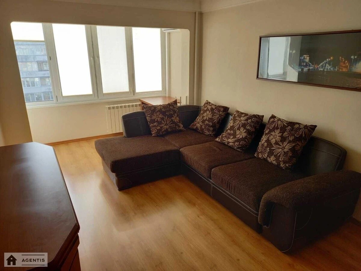 Apartment for rent 2 rooms, 56 m², 7th fl./9 floors. 45, Entuziastiv 45, Kyiv. 