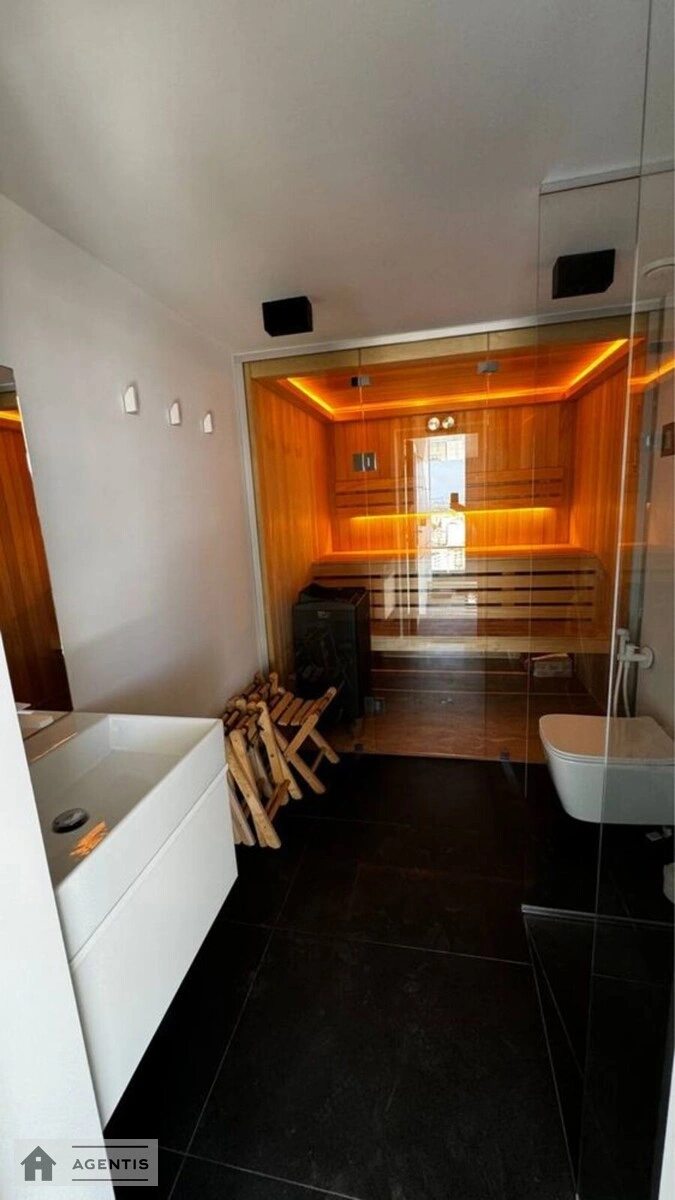 Apartment for rent 3 rooms, 150 m², 24th fl./25 floors. Obolonskiy, Kyiv. 