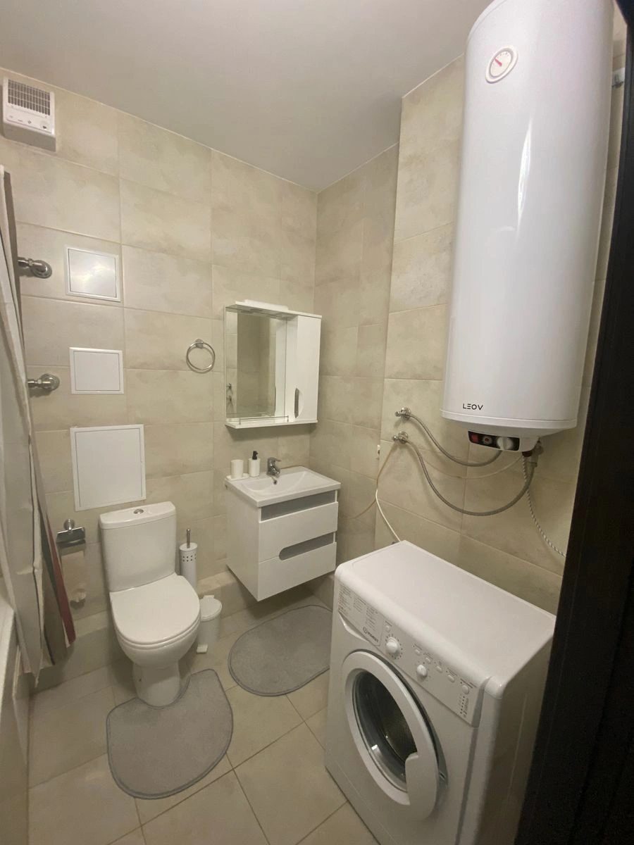 Здам квартиру 1 кімната, 42 m², 6 пов./12 поверхів. 45, Вишгородська 45, Київ. 